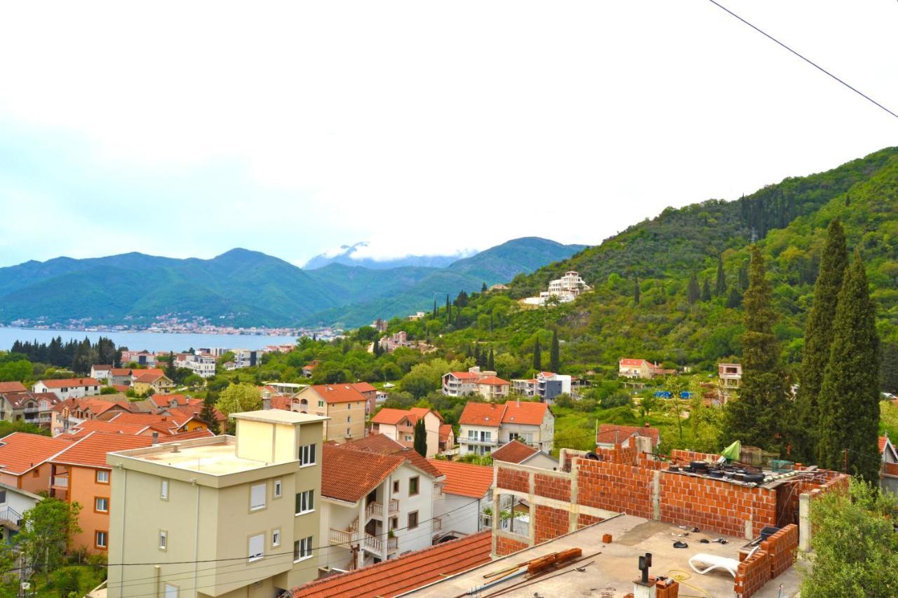 Tivat Apartments Екстер'єр фото