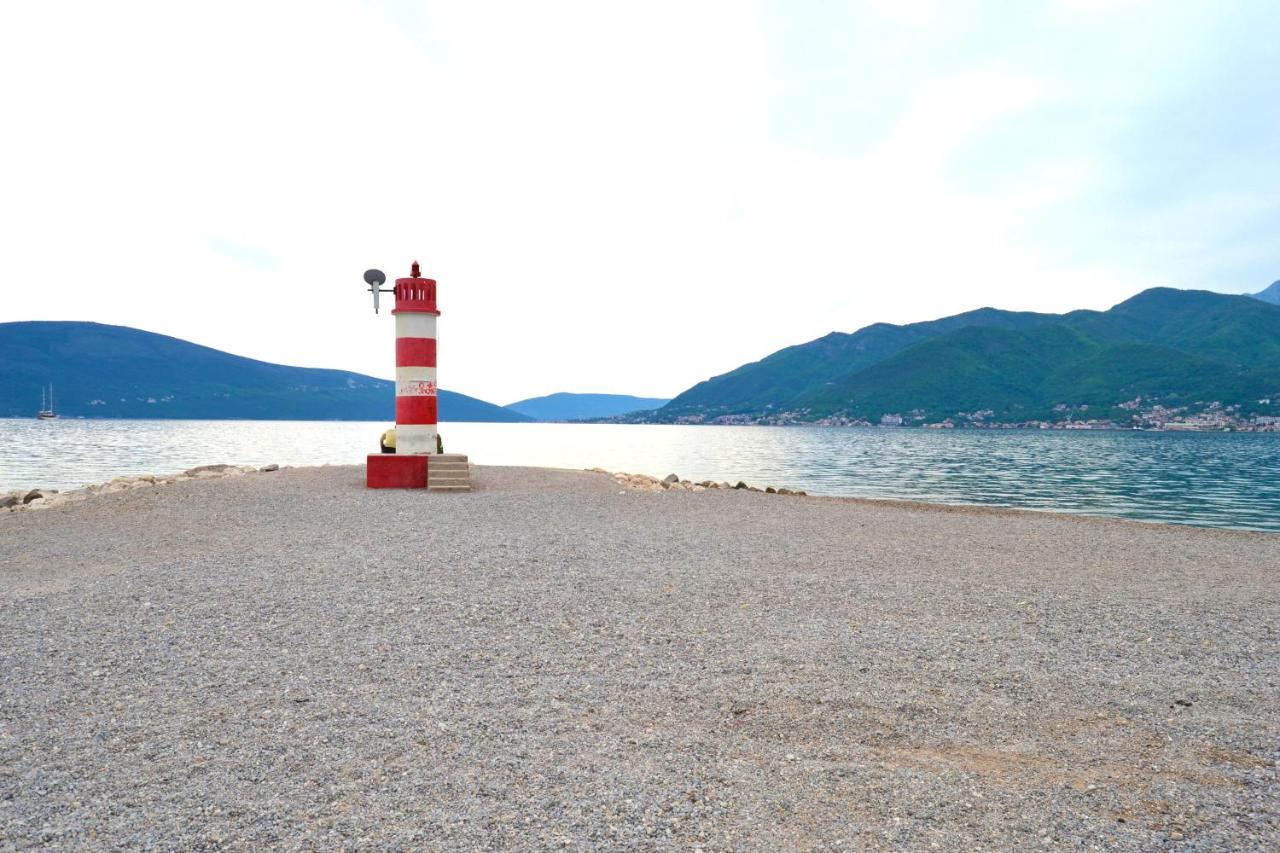 Tivat Apartments Екстер'єр фото