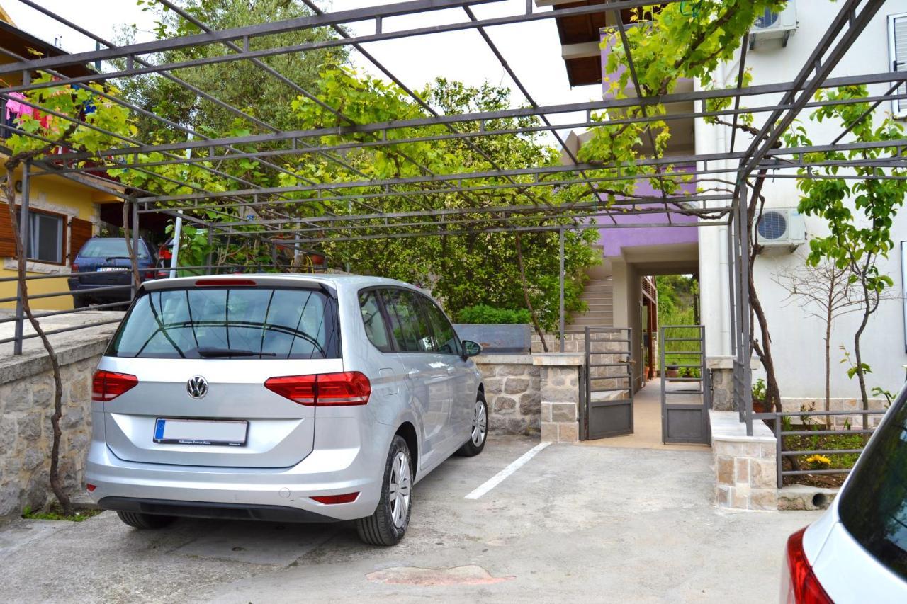 Tivat Apartments Екстер'єр фото