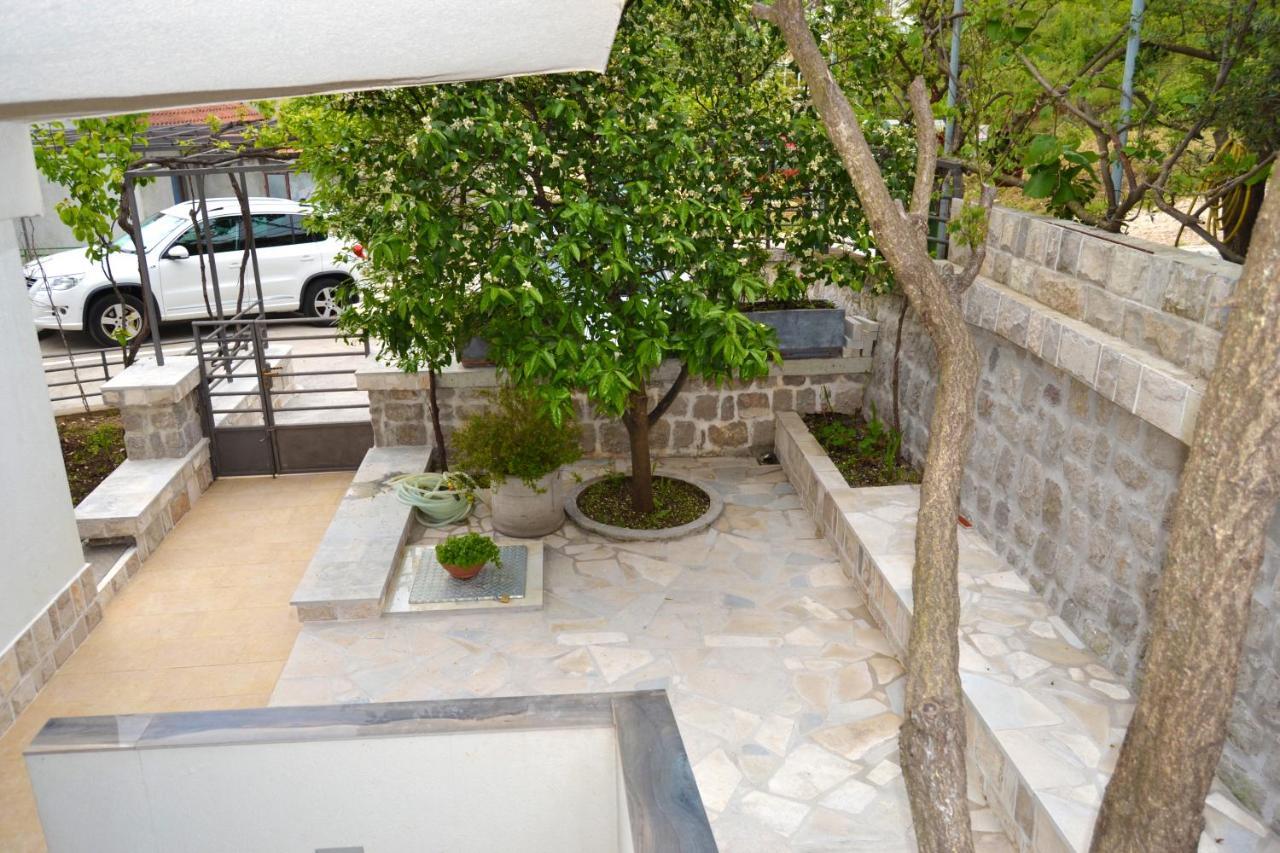 Tivat Apartments Екстер'єр фото