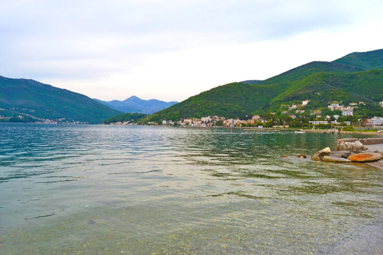 Tivat Apartments Екстер'єр фото