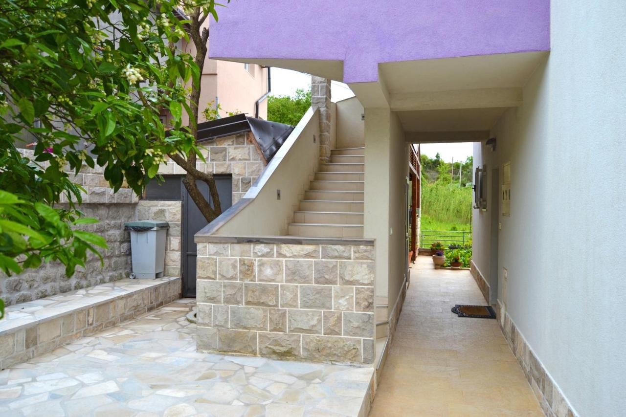 Tivat Apartments Екстер'єр фото